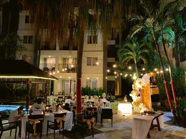 The Maja Kuta Hotel Кута Екстериор снимка