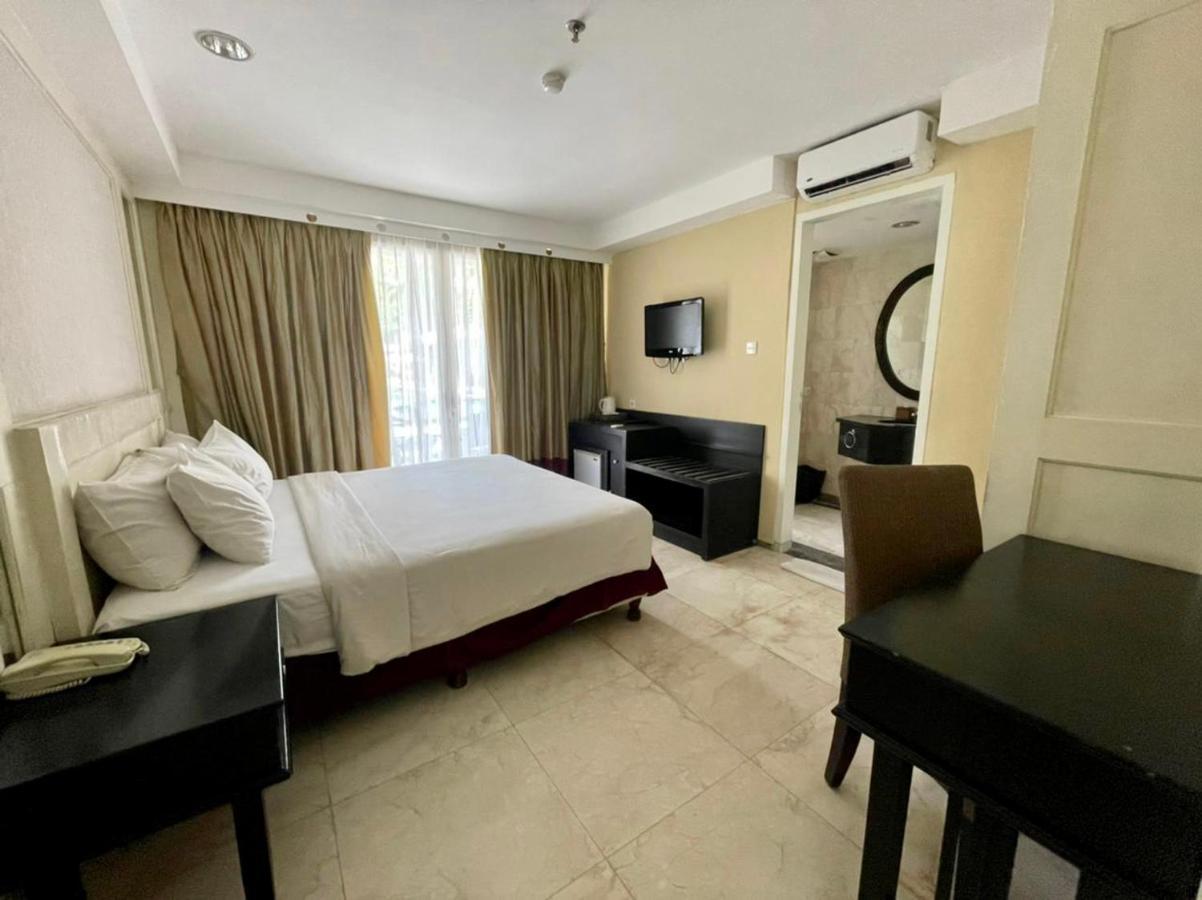The Maja Kuta Hotel Кута Екстериор снимка